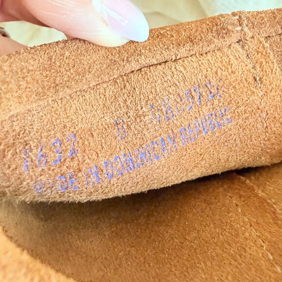 Minnetonka 3 Tier  Fringe  Boots - 8 - Picture 8 of 13